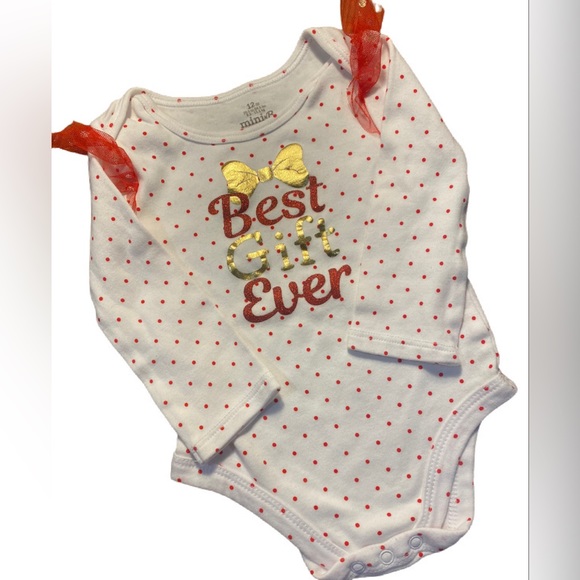 💥CHRISTMAS CLEARANCE💥🎄 Infant Girl Christmas Long Sleeve “Best Gift Ever” - Picture 6 of 7